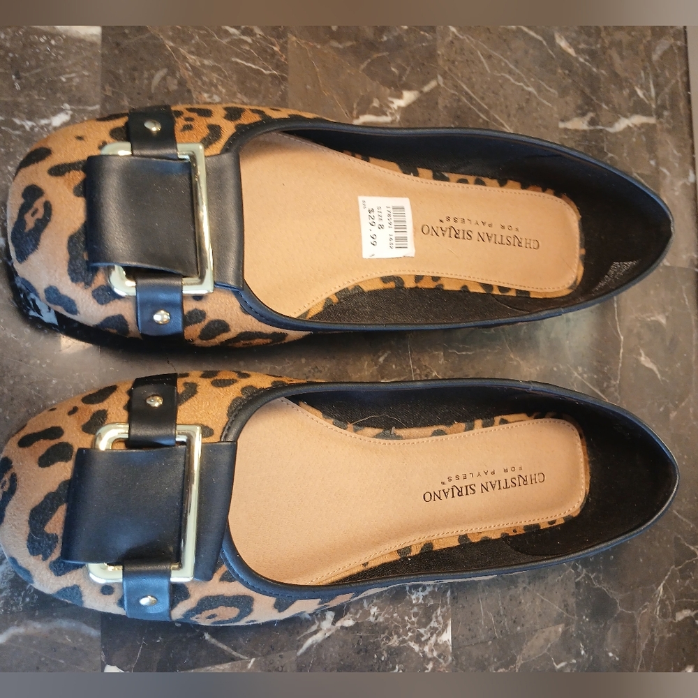 Christian Siriano Leopard Print Flats with Gold Buckle - Picture 2 of 11